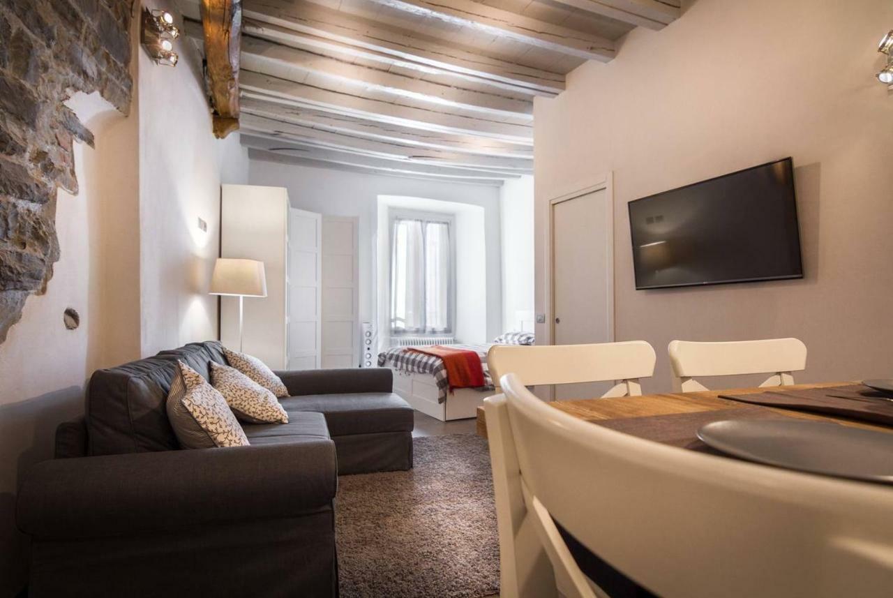 Appartement Joivy Chic Studio In Como Centre Extérieur photo